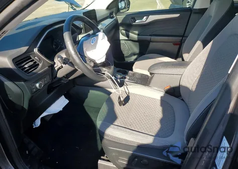 2021 Ford Escape Se z USA, uszkodzony, nr VIN 1FMCU0BZ3MUA36322